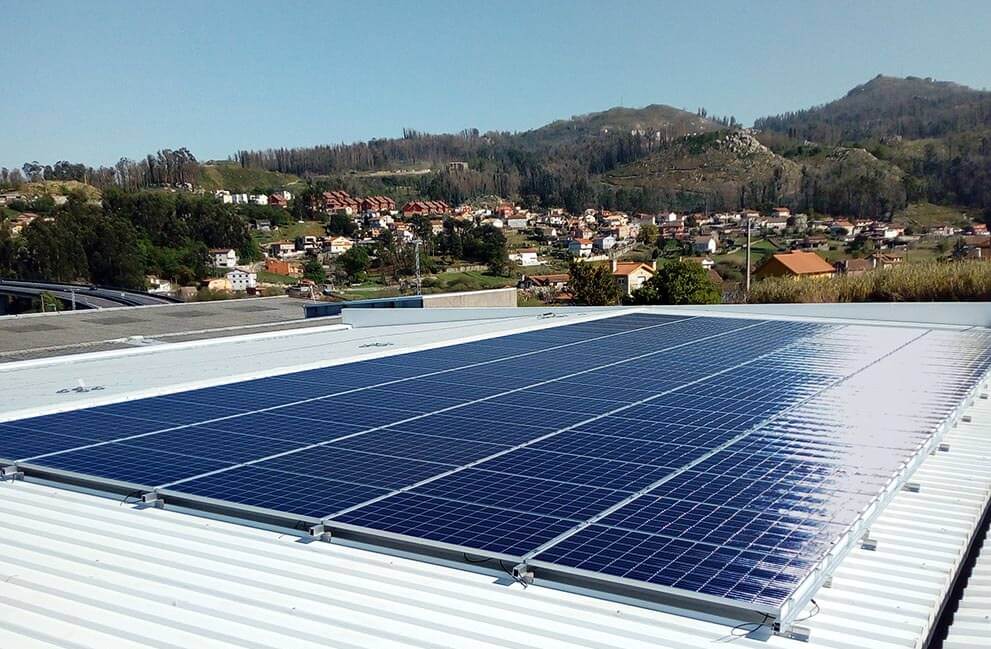 Instalación fotovoltaica en nave industrial en Vigo