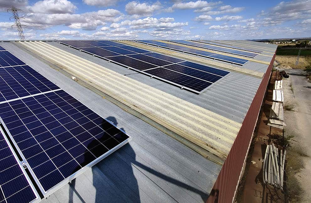 Instalación fotovoltaica en empresa dedicada a la fabricación de prefabricados de hormigón en Zamora