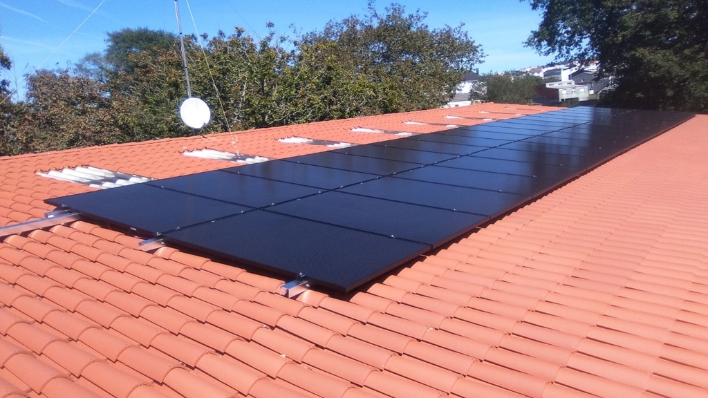 Instalacion fotovoltaica Vivienda en Santa Comba