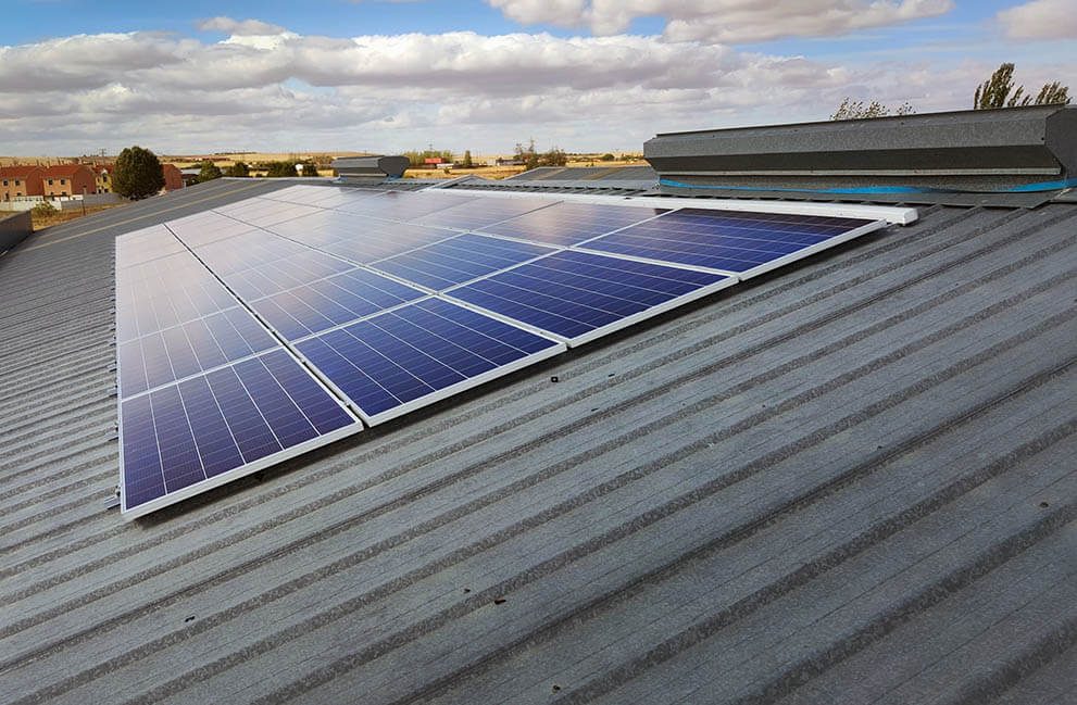 Instalación fotovoltaica en empresa dedicada a la fabricación de aislantes para la construcción en Zamora 2