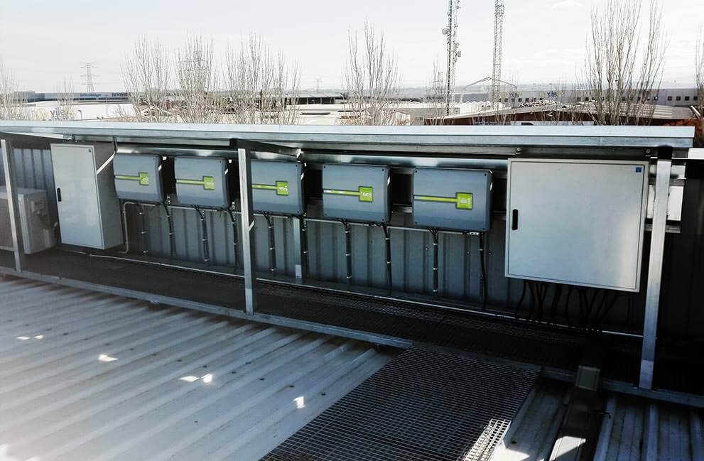 Instalación fotovoltaica en superficie comercial en Lleida 2
