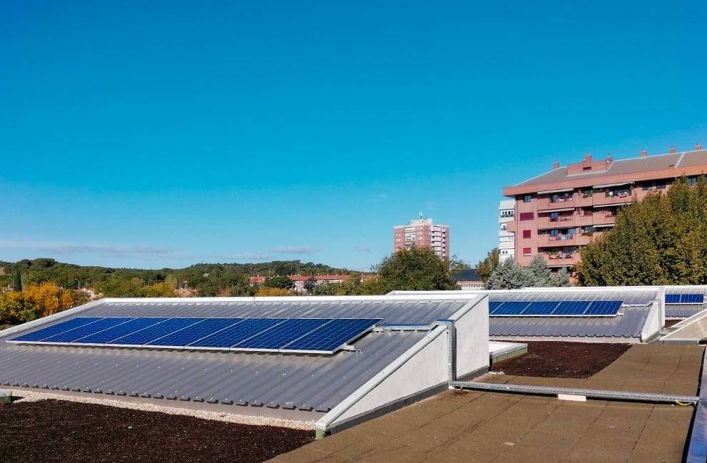 Instalación fotovoltaica en colegio de Madrid