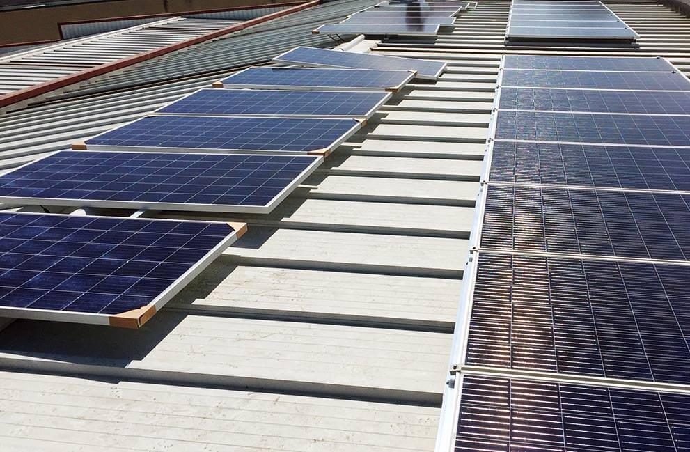 Instalación fotovoltaica en empresa en Vic 3