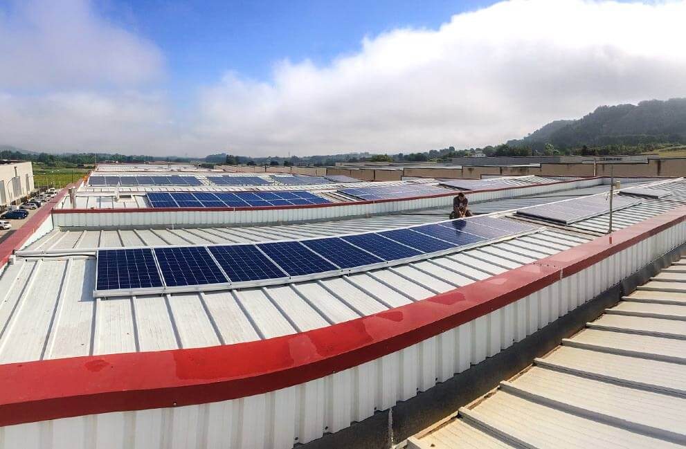Instalación fotovoltaica en empresa en Vic