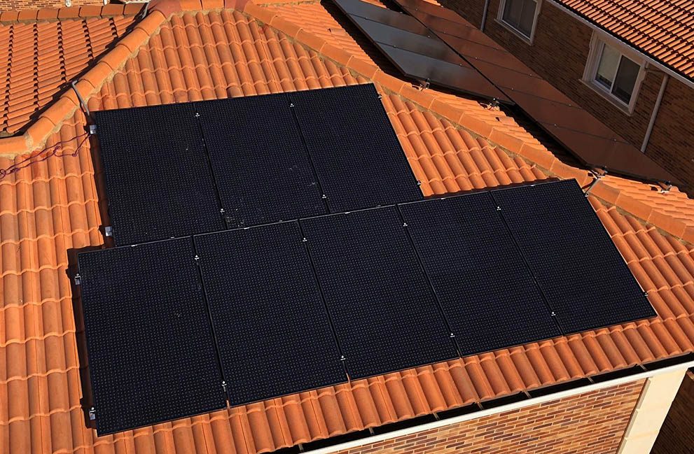 Instalación fotovoltaica en vivienda en Cuarte