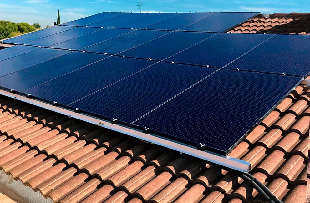 Instalación fotovoltaica en vivienda en Zaragoza 2