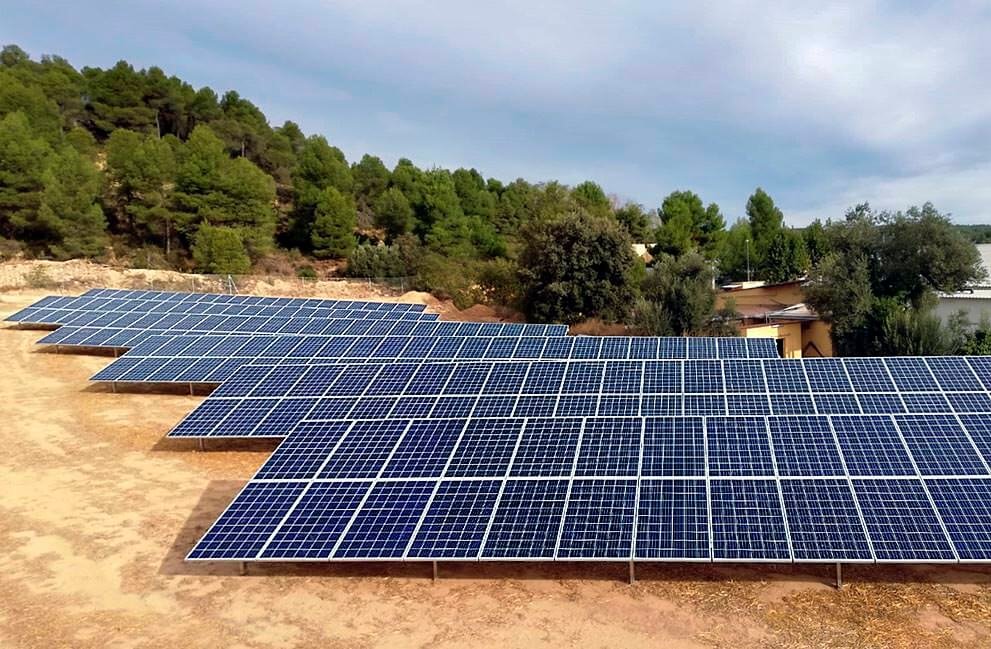 Instalación fotovoltaica para bombeo de agua en Alcañiz