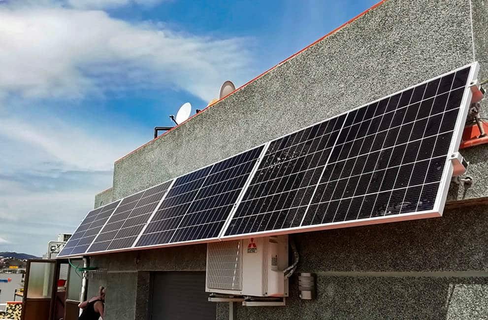 Instalación fotovoltaica en ático en Badalona